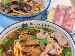 -镇南锅盖面馆(解放路店)