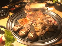 -极简·炭火烤肉主题餐厅·龙虾烧烤·烤羊排(宝龙店)