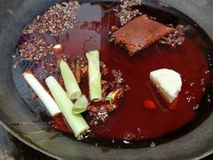 -星鸿社重庆老火锅(燃灯寺分店)
