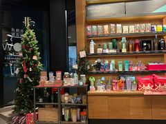 -星巴克臻选(莘庄仲盛店)