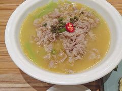 酸汤肥牛-粤港餐厅(禹州商业广场店)