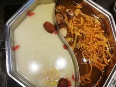 银杏胡椒猪肚鸡-新草堂锅物料理(泉城路店)