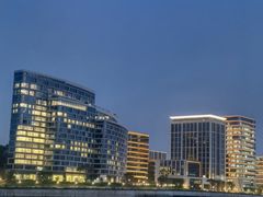 -维也纳酒店(华为广州研发中心罗冲围店)