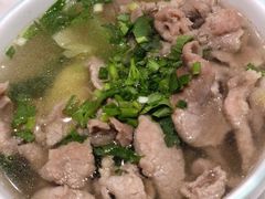 -犇逸·乐山跷脚牛肉·四川现炒(览海店)