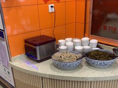 -闫家驴肉老店(华电一校店)