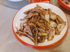 -老鼎万春卤菜(五代传承创始老店)