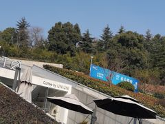 -UNI UNI(环亚凯瑟琳店)