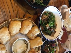 -湖南码头·地道岳阳美食·湘菜(魏公村店)