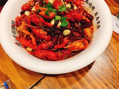 麻辣小龙虾-清真·老金烧烤·小龙虾(奥体中路店)