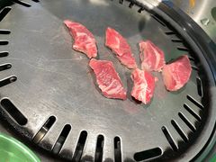 -欧巴炭烤肉오빠숯불구이(南京东路店)