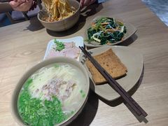 -亮亮拉面(师范路店)