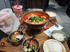 -成都你六姐·牛肉冒菜(城市集市合生汇店)