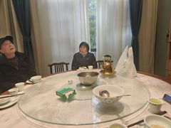 -绿草地·湘菜(酃湖师院店)