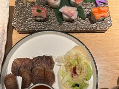 -阿吾罗·月咏精致日料(港汇恒隆广场店)