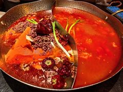 浓香番茄鸳鸯锅底-色響火锅(恒隆广场店)