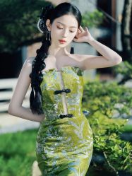 -艾米丽婚纱礼服