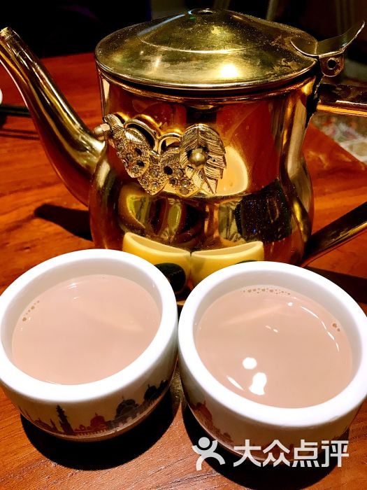 巴依老爷新疆美食(爱琴海购物公园店)咸奶茶图片 第3张