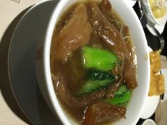 牛腩面-糖朝(尖沙咀店)