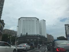 -汕尾巴黎半岛酒店