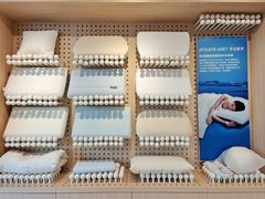 -上海虹桥中心爱琴海亚朵S酒店