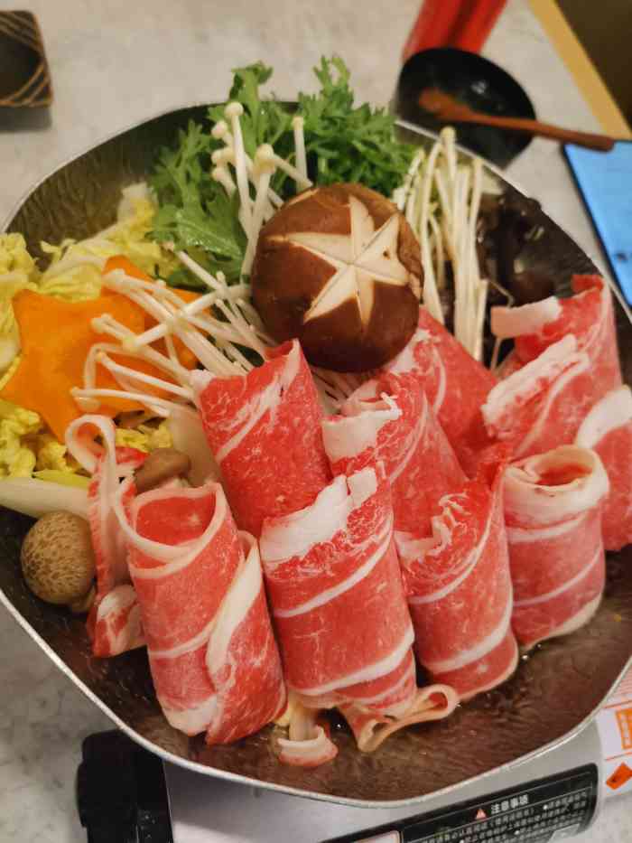 超级丼(中庚漫游城店)-"「牛舌」口感不错 调味也合适 摆盘也花了.