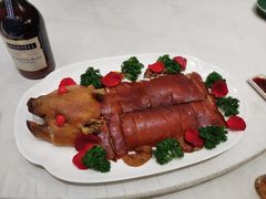 乳猪拼盆-御彩酒家(东风东路店)