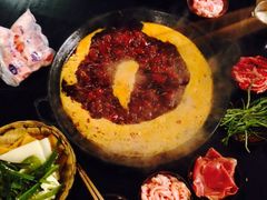 渣渣老火锅(桂花园店)-岗上渣渣老火锅(两路口店)