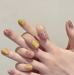 -1T·1M 日式美甲美睫