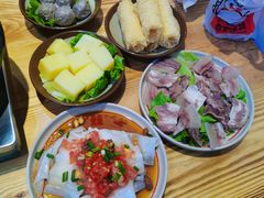-黔二妞地摊火锅(龙华清湖店)