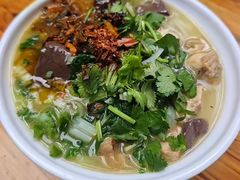 -文山荷鲜居(翠湖店)