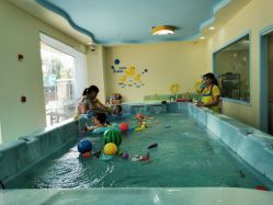 -鱼乐贝贝婴幼儿水育馆(高桥红坊店)