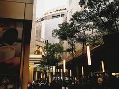 -星巴克(港汇1号办公楼店)
