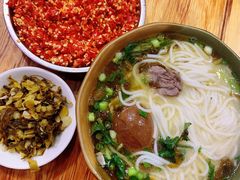 清汤全家福-全家福米线