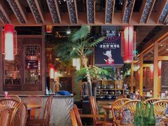 -野山舂·贵州现舂酸汤牛肉(鸿通城店)