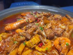 -徐记小怪兽肉蟹煲(中央大街店)