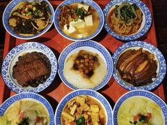 -蓝田九大碗民俗食府(蓝田店)