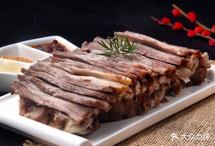 老字号马相卿特色烤肉美食城-白条手抓-菜-白条手抓图片-西宁美食-大