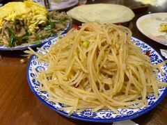 酸辣土豆丝-娄三少·老北京春饼烤鸭家常菜(方庄店)