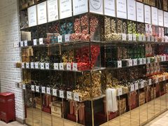 -VENCHI 闻绮(北京国贸商城店)