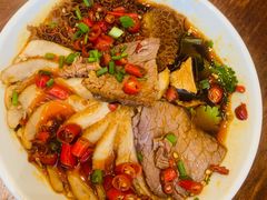 -琥珀老六龙虾(四里河店)