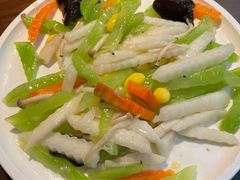 -前海沿·青岛菜(李沧万达店)