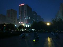 android_upload_pic-唐山抗震纪念碑广场