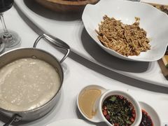 -红鼎豆捞·非遗鲍皇汤火锅(宝丰路店)