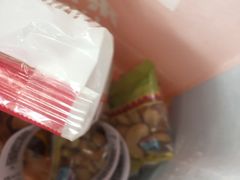 -来伊份(仙霞路五店)