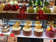 -罗森尼娜(德思勤店)