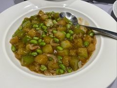 虾皮青茄烧毛豆-屋里厢上海菜馆