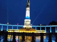 -人民防洪胜利纪念塔