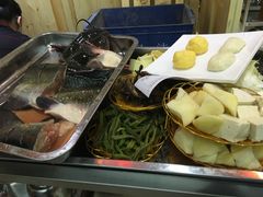 -屯老二农家铁锅炖·行业领军者(梅江店)