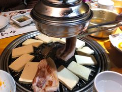 -唯成•韩国炭火烤肉 유성고기