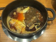 老四川麻辣锅底-呷哺呷哺 黄金牧场 (盛世天骄店)